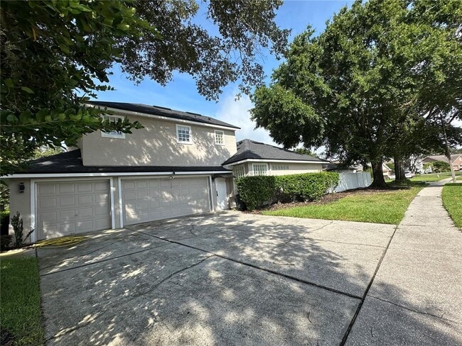 3637 Rothbury Dr in Belle Isle, FL - Building Photo - Building Photo
