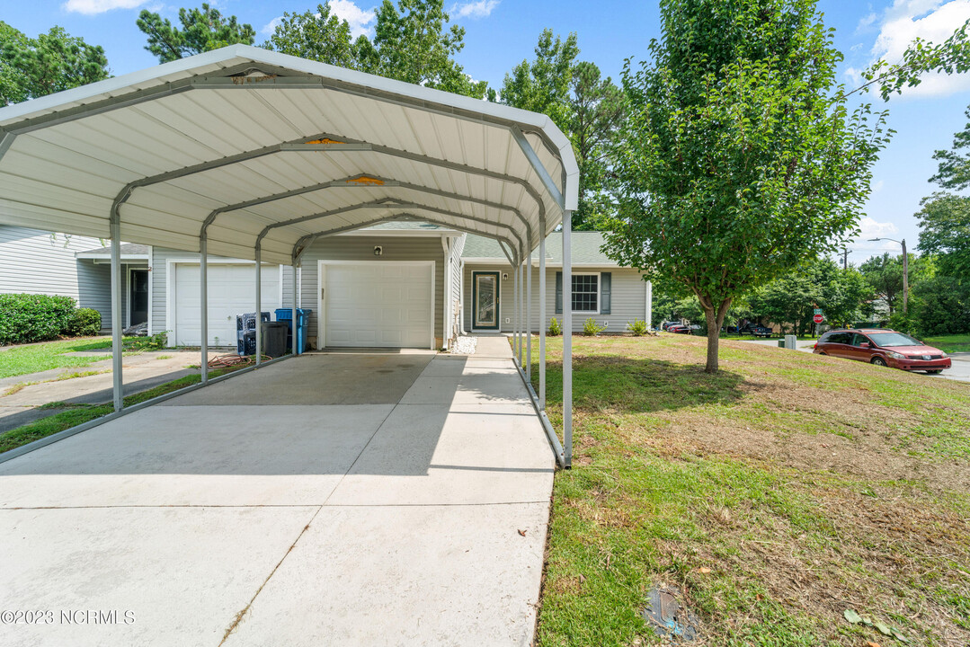 1 S Onsville Pl in Jacksonville, NC - Building Photo