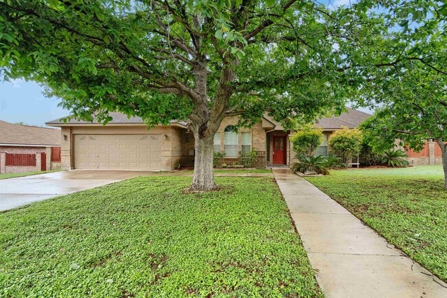 117 White Feather Trail in Del Rio, TX - Building Photo - Building Photo