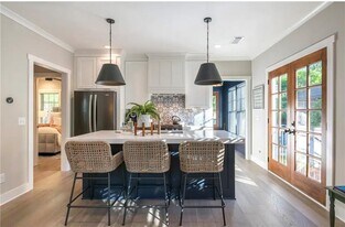 360 Sinclair Ave NE in Atlanta, GA - Building Photo