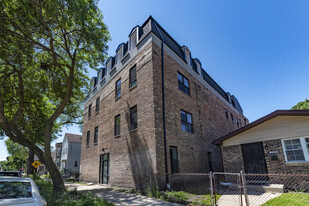 3133 S Lituanica Ave, Unit PH Apartments