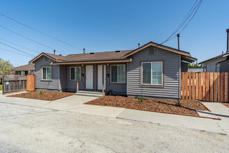 11421 Seymour St in Castroville, CA - Building Photo - Building Photo