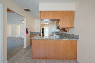 830 Kenforest Dr in Missouri City, TX - Building Photo - Building Photo