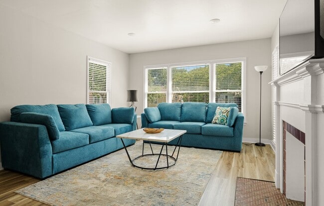 3009 Topeka St, Unit B in Corpus Christi, TX - Building Photo - Building Photo