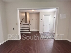 57 Hill Top Trail in Salem, CT - Building Photo - Building Photo