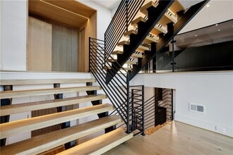 1033 Reeder Cir NE in Atlanta, GA - Building Photo - Building Photo