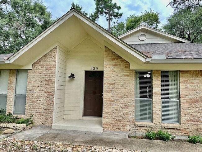 239 Ridgewood Dr in Spring, TX - Building Photo - Building Photo