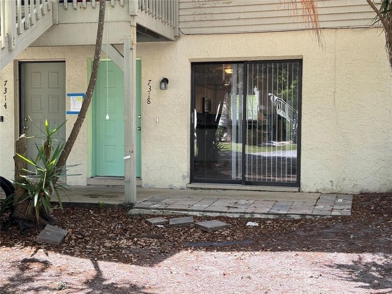 7318 Swallow Run in Winter Park, FL - Building Photo