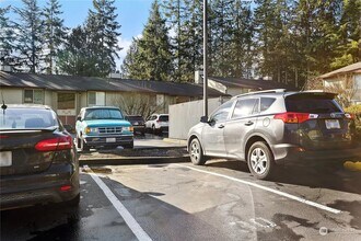 17529 151st Ave SE, Unit Renton in Renton, WA - Building Photo - Building Photo