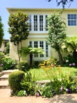 842 12th St, Unit 2 in Santa Monica, CA - Building Photo