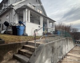 72-74 City Ave in New Britain, CT - Building Photo