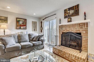 2066 Derby Ridge Ln in Silver Spring, MD - Building Photo - Building Photo