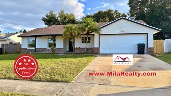 7818 Kensingham Ct in Orlando, FL - Building Photo