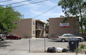 317-319 Pennsylvania St NE in Albuquerque, NM - Building Photo - Building Photo