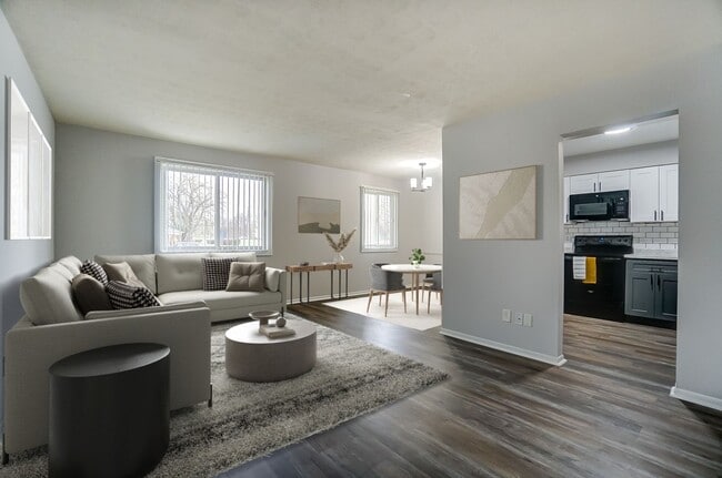 Northcrest Garden Apartments in Fort Wayne, IN - Foto de edificio - Building Photo