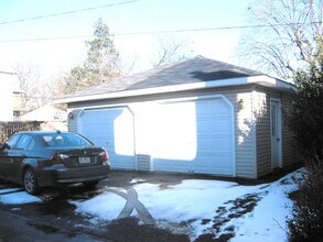 32 W Elizabeth Ave, Unit #3 in Bethlehem, PA - Foto de edificio - Building Photo