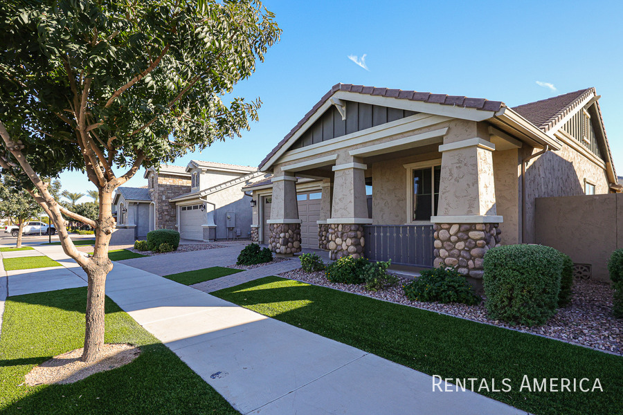 3725 E Turley St in Gilbert, AZ - Building Photo