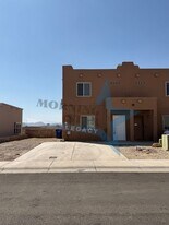 3385 Valverde Loop in Las Cruces, NM - Building Photo