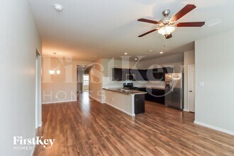 6010 Diantha St in Katy, TX - Foto de edificio - Building Photo