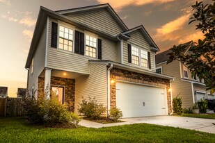 9814 Lone Cypress Ln in Ladson, SC - Building Photo