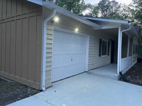 76 Cardinal Ln in Jonesboro, GA - Building Photo - Building Photo