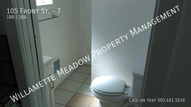 105 Front St, Unit 7 in Detroit, OR - Building Photo - Building Photo