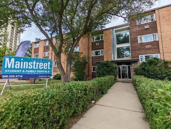 Mainstreet University Apartments