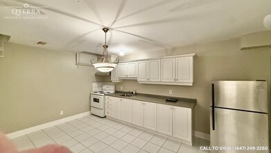 162 Duncan Rd in Richmond Hill, ON - Building Photo - Building Photo