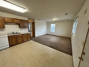 432 Wyman St in Sycamore, IL - Building Photo - Building Photo