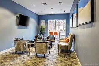 120 Towne St in Stamford, CT - Building Photo - Building Photo