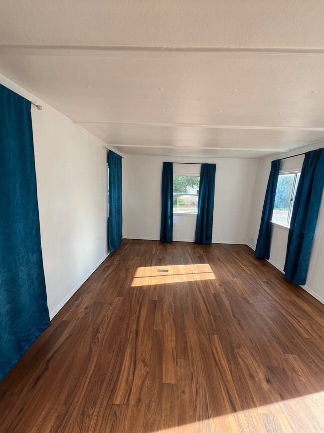 property at 2485 E Main St