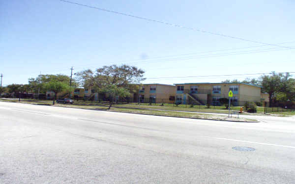 Osprey Pointe Apartments in Melbourne, FL - Building Photo