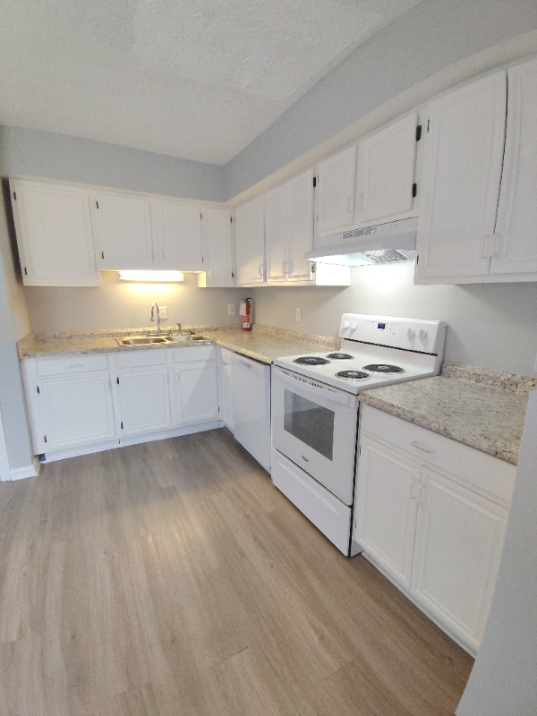 33 Fonda Dr in Lynchburg, VA - Building Photo - Building Photo