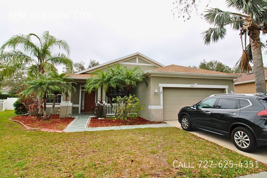 11038 Holly Cone Dr in Riverview, FL - Building Photo