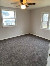 510 3rd Ave NE, Unit Upper in Independence, IA - Building Photo - Building Photo