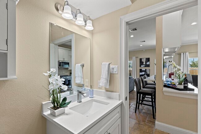 2211 Silverbonnet St in Houston, TX - Foto de edificio - Building Photo