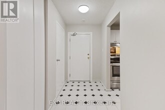 725 Deveron Crescent in London, ON - Building Photo - Building Photo