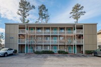 4754 Seahawk Ct in Wilmington, NC - Foto de edificio - Building Photo