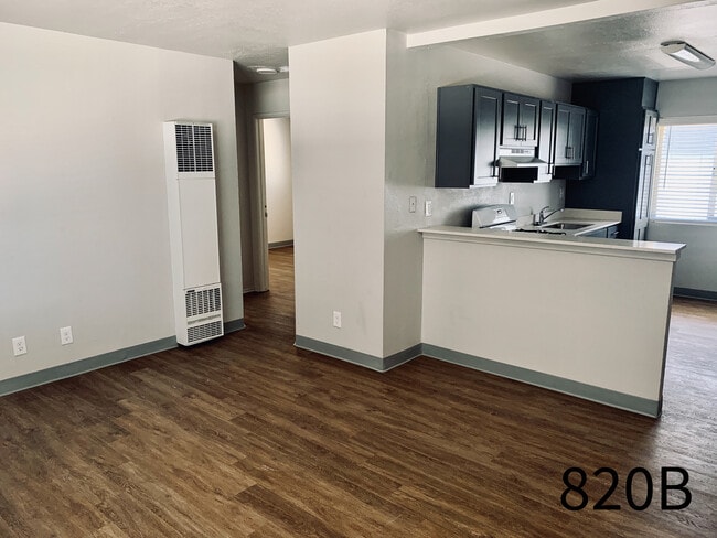 Arbor Square Apartments in Lompoc, CA - Building Photo - Building Photo