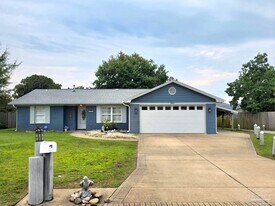 5452 Ponte Verde Rd in Pensacola, FL - Building Photo