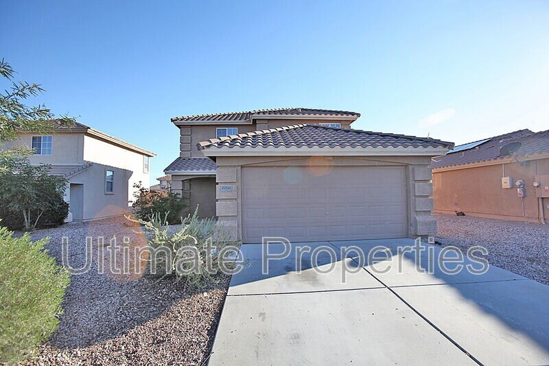 22541 W Lasso Ln in Buckeye, AZ - Building Photo