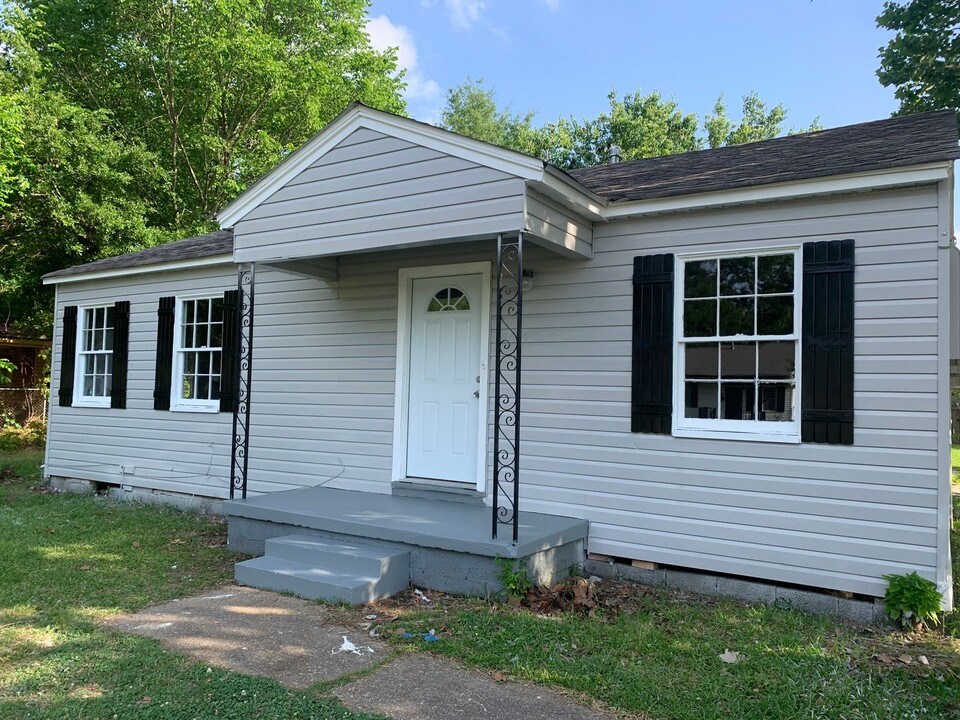 2655 Lakehurst Ave in Shreveport, LA - Building Photo