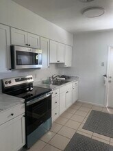 138 SE 3rd Ave in Boynton Beach, FL - Building Photo - Building Photo
