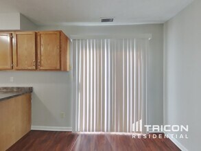 6407 Perry Pines Ct in Indianapolis, IN - Building Photo - Building Photo