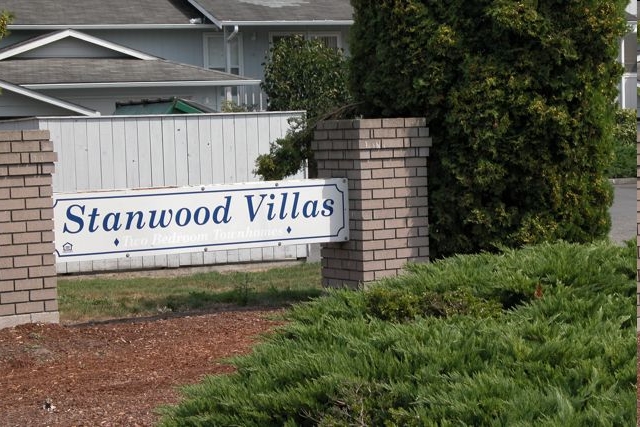 Stanwood Villa Apartments in Stanwood, WA - Building Photo - Building Photo