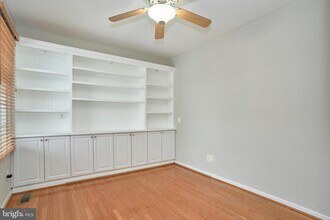 22746 Oatlands Grove Pl in Ashburn, VA - Building Photo - Building Photo