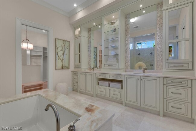 property at 2250 Crayton Rd