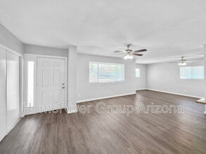 2241 W Hartford Ave in Phoenix, AZ - Building Photo - Building Photo
