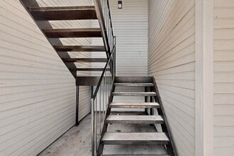 5806 Marvin Loving Dr in Garland, TX - Building Photo - Building Photo
