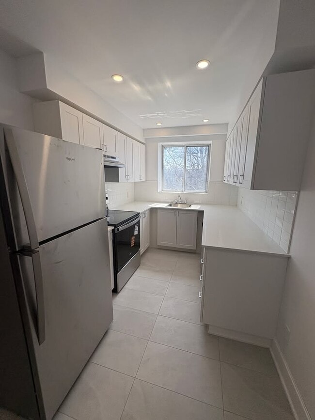 property at 4890 Plamondon Ave